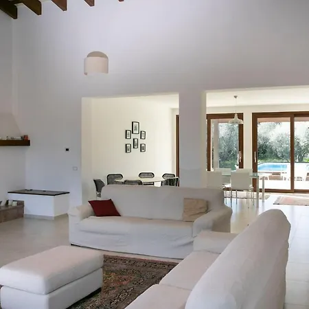 Villa Villa Dammusello *