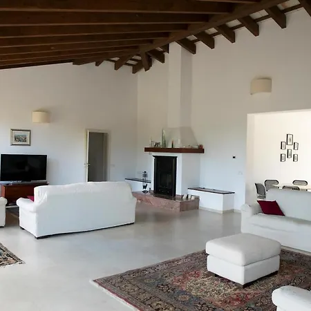 Villa Dammusello