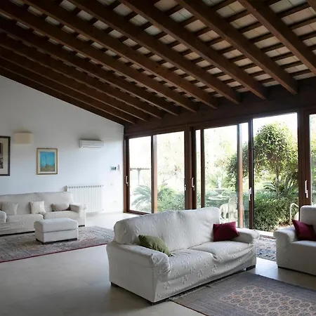 Villa Dammusello
